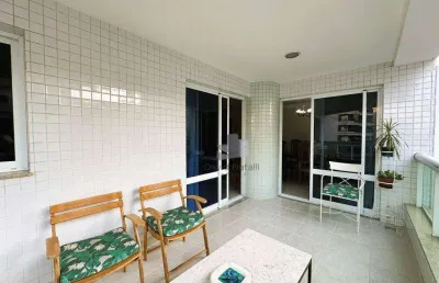 Exclusivo na praia do canto, 4 quartos com 2 suítes e 2 vagas.