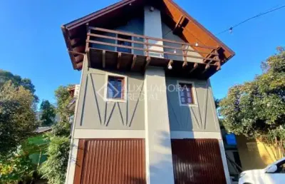 Casa com 3 quartos à venda na assis brasil, 657, centro, canela, 380 m2 por r$ 1.500.000