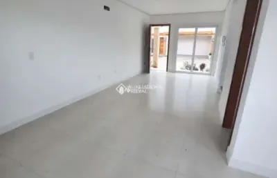 Casa com 2 quartos à venda na primeiro de maio, 1100, várzea grande, gramado, 79 m2 por r$ 691.000