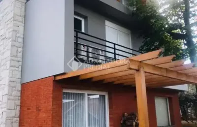 Casa em condomínio fechado com 3 quartos à venda na governador valter jobim, 58, centro, canela, 155 m2 por r$ 1.150.000