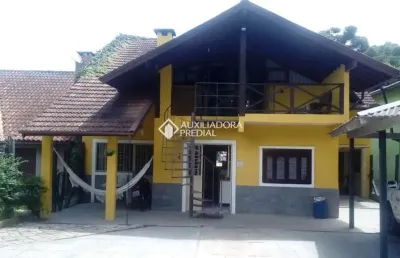 Casa em condomínio fechado com 2 quartos à venda na das americas, 231, centro, canela, 205 m2 por r$ 1.030.000