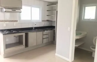 Casa em condomínio fechado com 2 quartos à venda na rua joão simplício, 456, centro, canela, 90 m2 por r$ 848.000