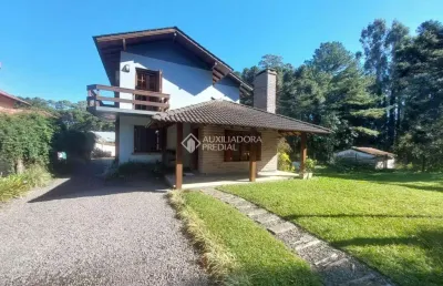 Casa com 3 quartos à venda na jahyr da silva veiga, 983, centro, canela, 157 m2 por r$ 1.750.000