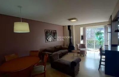Apartamento com 1 quarto à venda na borges de medeiros, 935, centro, canela, 62 m2 por r$ 650.000