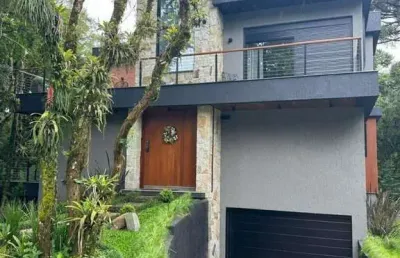 Casa em condomínio fechado com 4 quartos à venda na vale do quilombo, 1609, reserva da serra, canela, 568 m2 por r$ 6.499.000