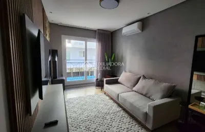 Apartamento com 1 quarto à venda na rua fernando ferrari, 463, centro, canela, 48 m2 por r$ 710.000