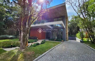 Casa em condomínio fechado com 4 quartos à venda na ers-466, 545, parque pinheiro grosso, canela, 350 m2 por r$ 3.990.000