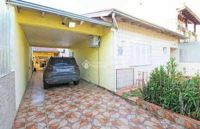 Casa com 4 quartos à venda na rua fontoura xavier, 46, jardim são pedro, porto alegre, 254 m2 por r$ 850.000