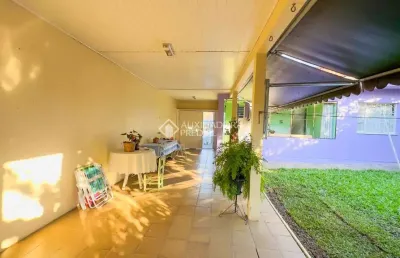 Casa com 3 quartos à venda na rua gaspar de lemos, 56, vila ipiranga, porto alegre, 166 m2 por r$ 689.900
