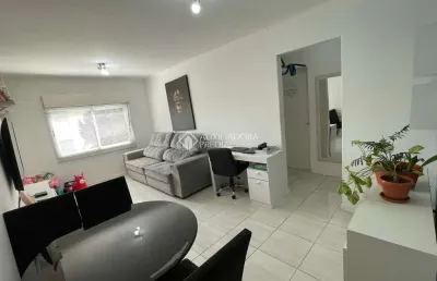 Apartamento com 2 quartos à venda na avenida engenheiro francisco rodolfo simch, 312, sarandi, porto alegre, 63 m2 por r$ 225.000