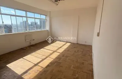 Sala comercial à venda na rua dos andradas, 1560, centro histórico, porto alegre, 40 m2 por r$ 44.000