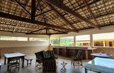 Casa com 4 quartos para alugar na Avenida Albert Scharle, 2557, Paciência, Sabará
