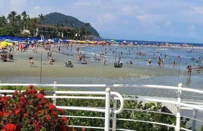Casa/sobrado com 5 dormitórios à venda, 421 m² por r$ 3.000.000 - balneário praia do pernambuco - guarujá/sp