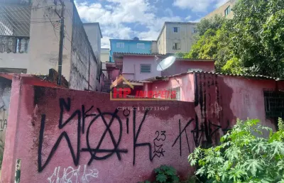 Oportunidade de investimento: casa para renda em localização privilegiada!