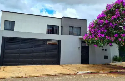 Belissima casa a venda no bairro colina verde - tatuí/sp.