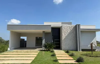 Linda casa a venda no condomínio ninho verde - porangaba/sp.