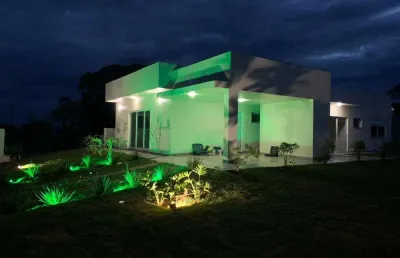 Magnifica casa a venda no condomínio riviera de santa cristina iii