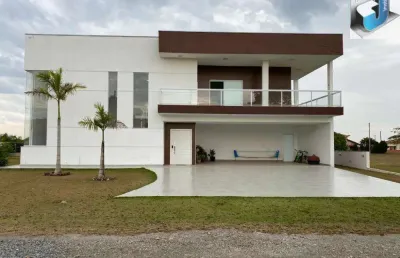 Magnifica casa no condomínio ninho verde i eco residence
