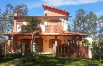 Linda casa a venda no condomínio ninho verde i eco residence - porangaba/sp.