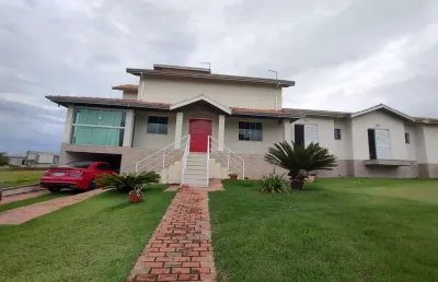 Linda casa no condomínio ninho verde i eco residence