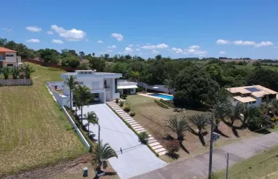 Casa á venda c/ 03 dormitórios, condomínio village araçoiaba - araçoiaba da serra/sp