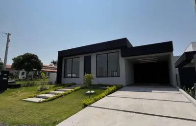 Magnífica casa no condomínio ninho verde 1 eco residence - r$ 990.000