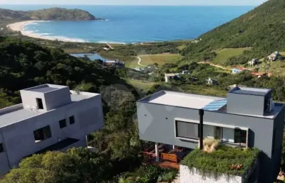 Casa em condomínio fechado com 3 quartos à venda na geral praia da silveira, 2000, praia da silveira, garopaba por r$ 4.100.000