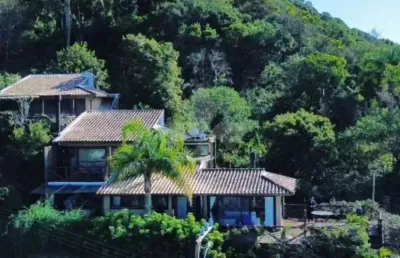 Casa em condomínio fechado com 3 quartos à venda na baleia franca, 1, ferraz, garopaba por r$ 2.870.000