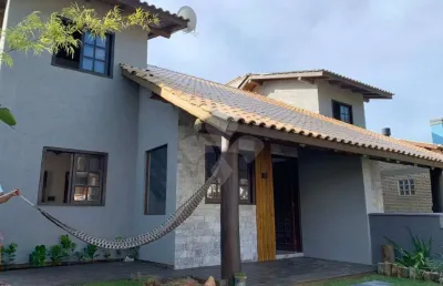 Casa em condomínio fechado com 2 quartos à venda na joaquina abreu de araujo, 174, centro, garopaba por r$ 890.000