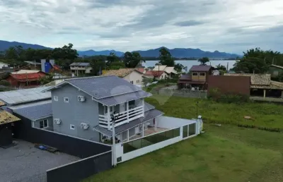 Casa em condomínio fechado com 3 quartos à venda na beira mar, 10, ibiraquera, imbituba por r$ 1.200.000