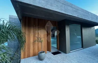 Casa em condomínio fechado com 3 quartos à venda na grp 496, 1, siriú, garopaba por r$ 3.758.000
