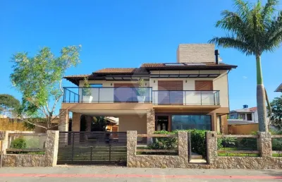 Casa em condomínio fechado com 3 quartos à venda na diamante, 125, areais da palhocinha, garopaba por r$ 1.800.000