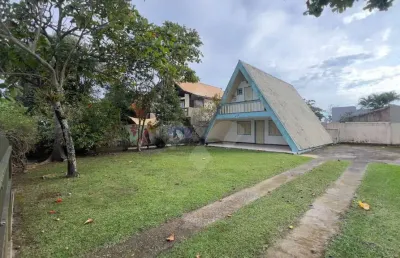 Casa em condomínio fechado com 2 quartos à venda na rua trinta de dezembro, 138, centro, garopaba por r$ 1.400.000