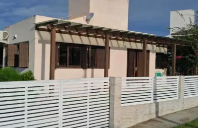 Casa com 3 quartos à venda na rua joão antônio monteiro, 133, ribanceira, imbituba por r$ 950.000