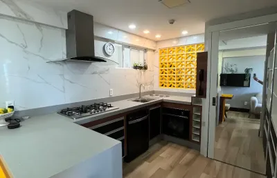 Lindo apartamento em condomínio novo, localizado em ponta negra!!!!
