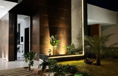 Casa em condomínio fechado com 3 quartos à venda na Rua Professora Maria Célia Cence, 400, Shopping Park, Uberlândia