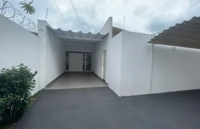 Casa com 3 quartos à venda no Vigilato Pereira, Uberlândia 