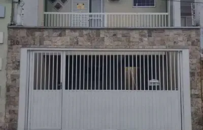 Casa com 3 dormitórios na vila progresso em salto sp!