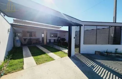 Belíssima casa no novo são pedro com 1 suíte e 2 vagas