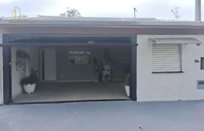 Casa à venda no residencial vila dos eucaliptos com 3 quartos