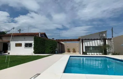 Casa no porto novo com 03 dormitórios à venda por r$ 890.000  - caraguatatuba/sp