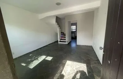 Casa com 2 quartos à venda na Avenida Amazonas, 1338, Indaiá, Caraguatatuba