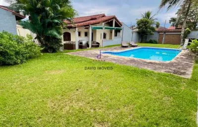Casa com 3 quartos à venda na Rua Marquês de Herval, 515, Jardim Arua, Caraguatatuba