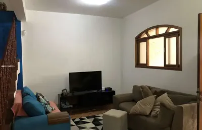 Vende-se casa com 4 dormitorios em mogi das cruzes - conjunto do bosque