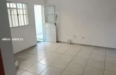 Casa em condomínio fechado com 2 quartos à venda na Avenida Nilo Marcatto, Jardim São Pedro, Mogi das Cruzes