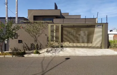 Linda casa residencial (novíssima), no bairro ary attab, excelente localização, próximo ao posto palestra, fácil acesso a rodovia washington luiz.