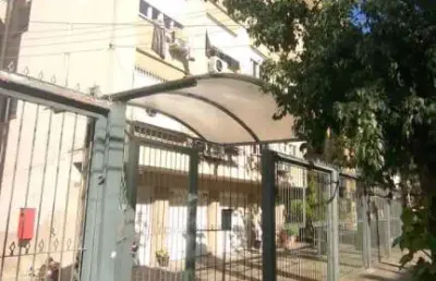 Apartamento com 2 quartos à venda na rua celeste gobbato, 99, praia de belas, porto alegre por r$ 259.000