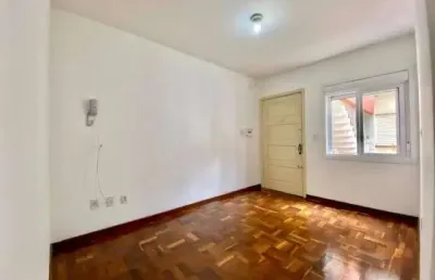 Apartamento com 2 quartos à venda na beco plínio brasil milano, 2213, passo da areia, porto alegre por r$ 230.000