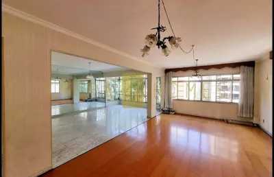 Apartamento à venda, luxuoso, muito iluminado, com 300 m², 3 dormitórios (sendo 1 suíte), 2 vagas d