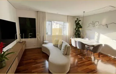 Apartamento moderno e mobiliado, 80m², 2 dormitórios, totalmente reformado